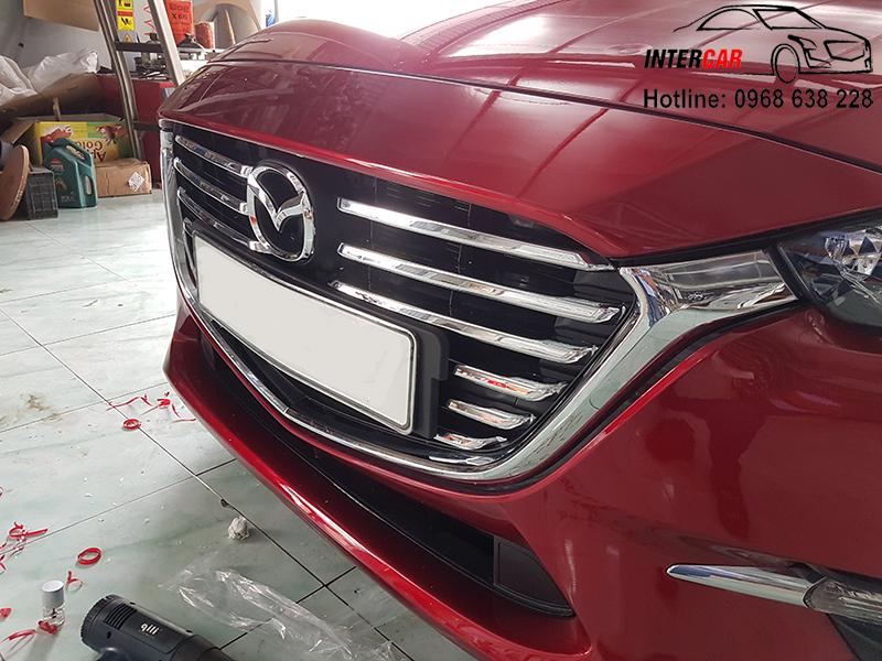 Mặt ca lăng xe Mazda 3 2018