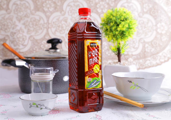 [HCM]Nước mắm Nam Ngư đệ nhị 900ml