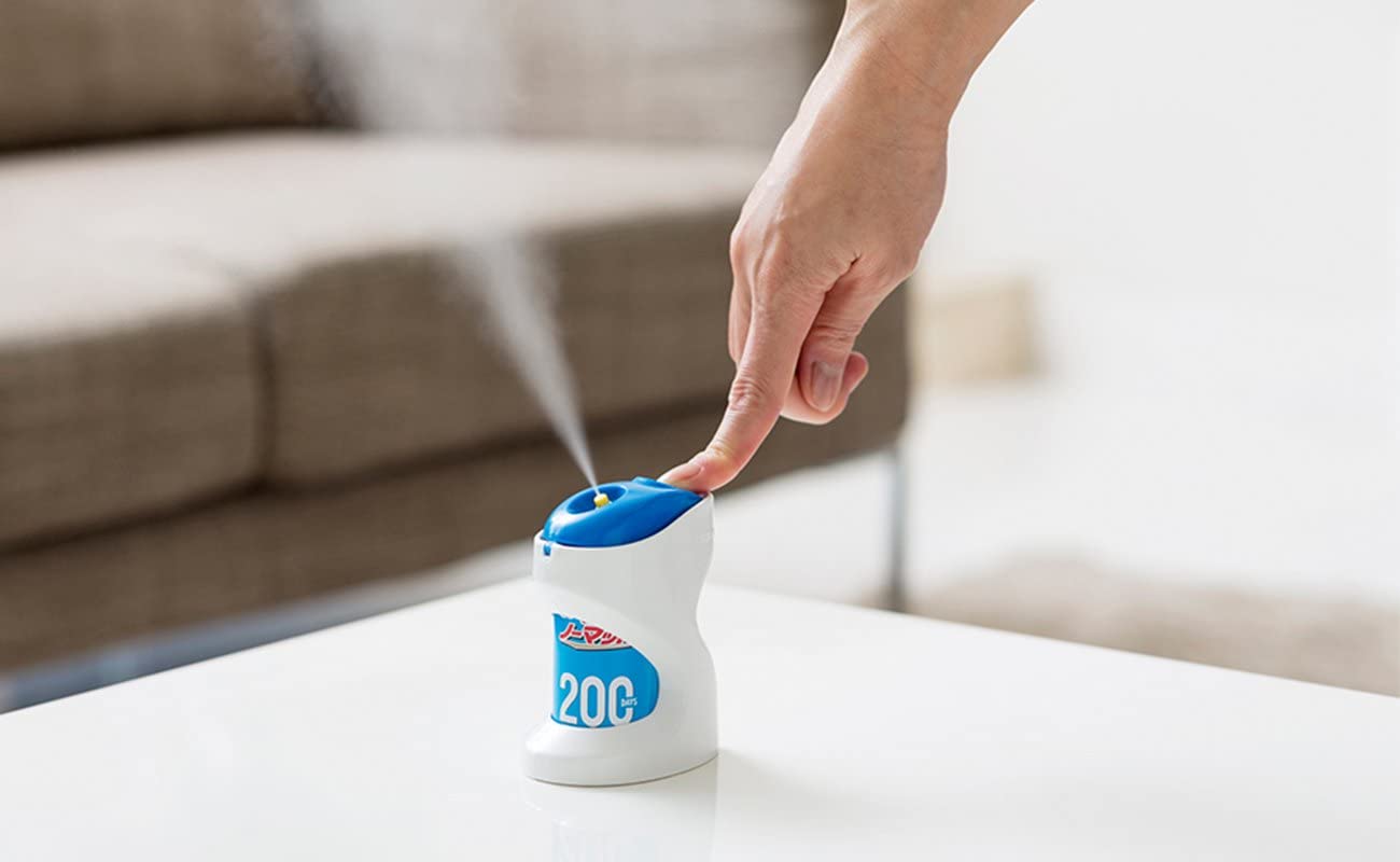 Bộ xịt muỗi Nhật Bản Nomato spray 200 lần (Gồm thân xịt và lọ dung dịch 200 lần)