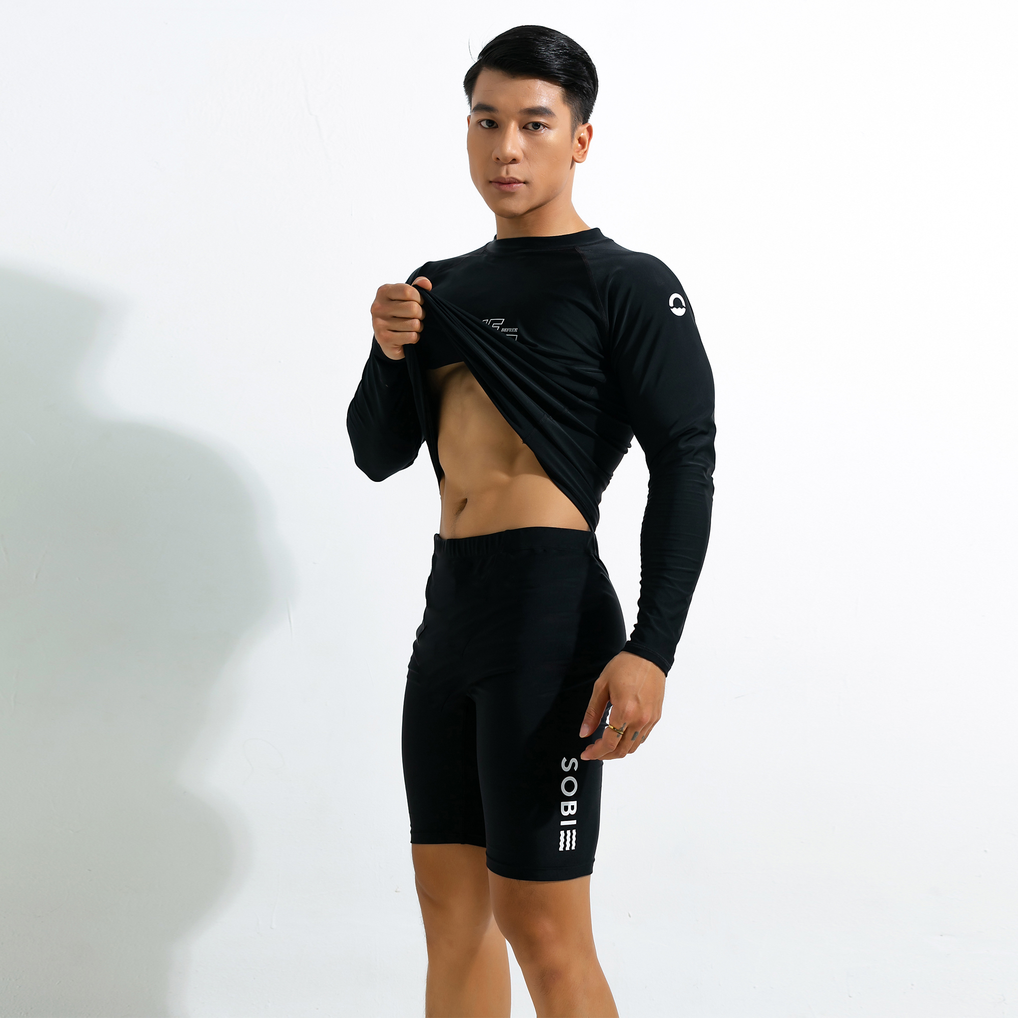 Áo Bơi Nam Tay Dài Black Sobie