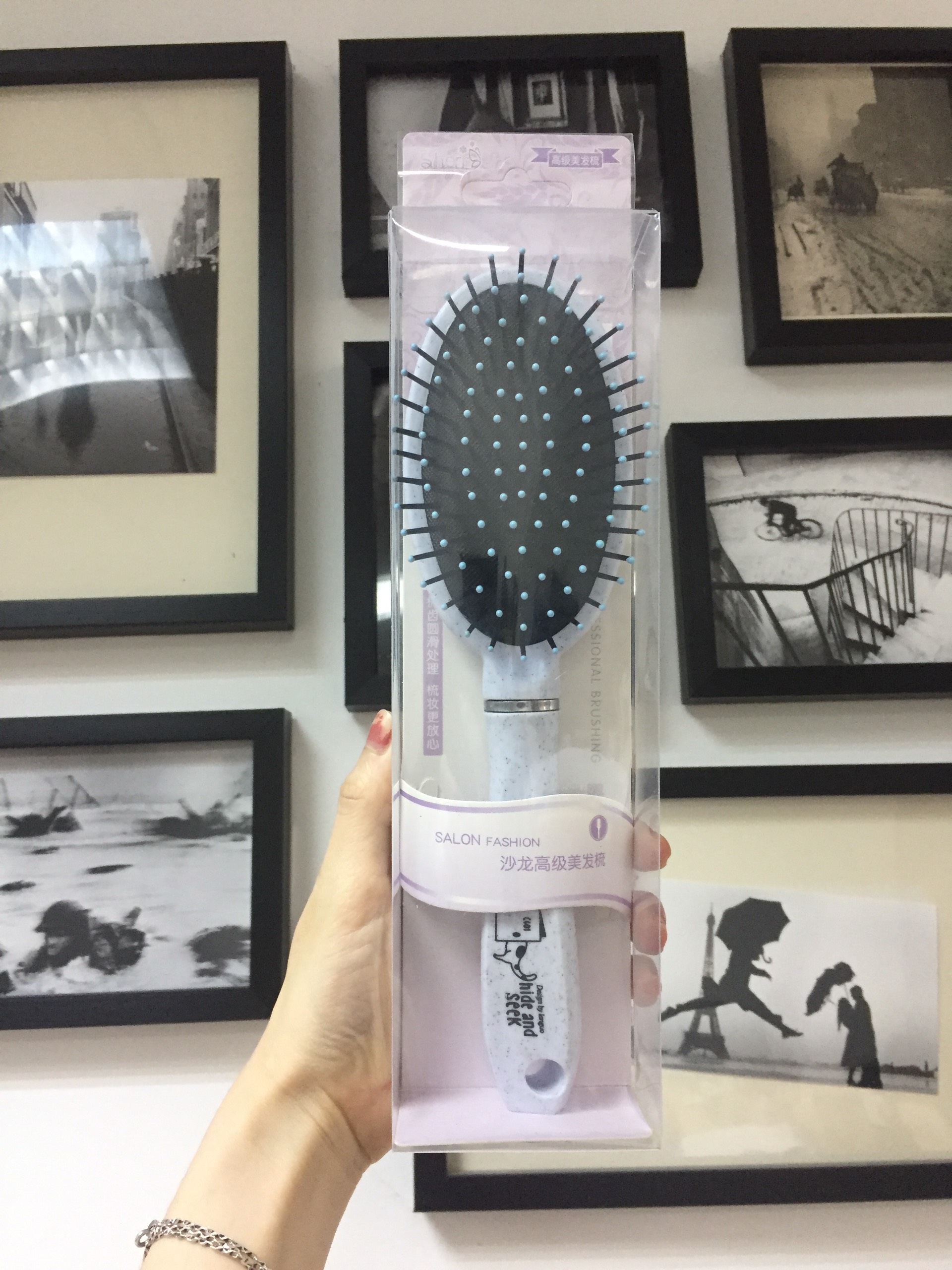 Lược Oval tạo kiểu tóc
