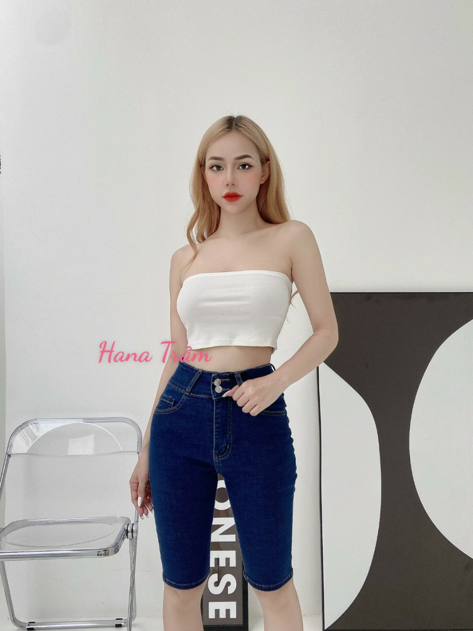 Quần Jean Lửng Gối Co Giãn Lưng Cao 2 Nút Form Ôm Siêu Xinh Màu Xanh Đậm