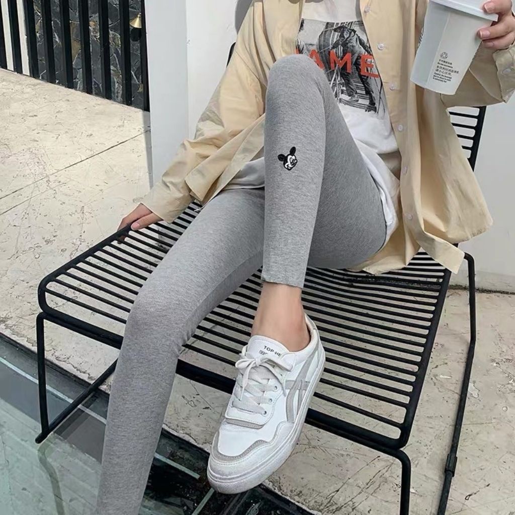 Quần Legging Nữ Len Tăm Thêu Mickey