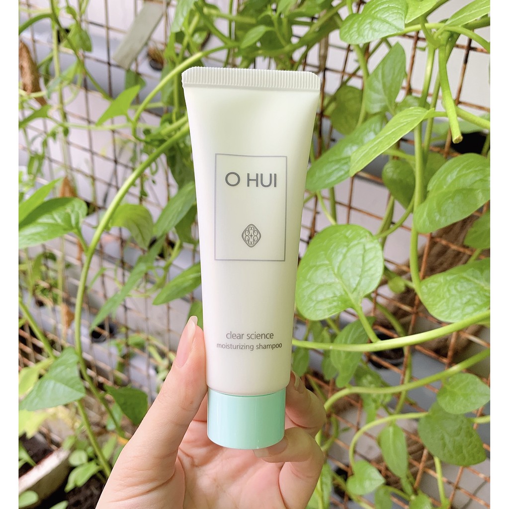 Cặp dầu gội +sữa tắm Ohui Clear Science Moisturizing Shampoo 40ml