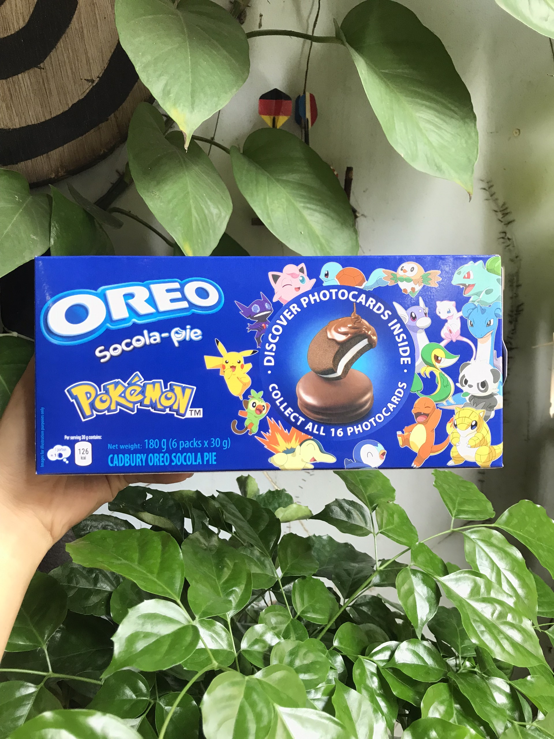Bánh Sôcôla Nhân Dẻo Marshmallow Cadbury Oreo Socola-pie Chocolate (Hộp 168g)