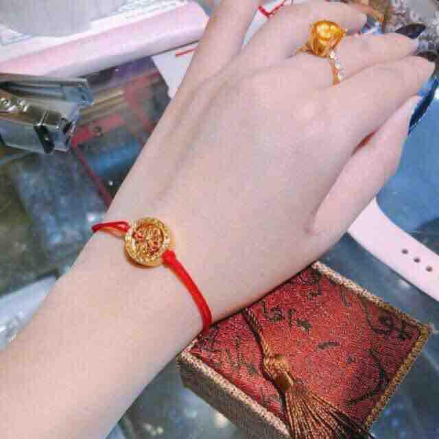[HCM]Vòng tay chỉ đỏ bánh xe pháp luân