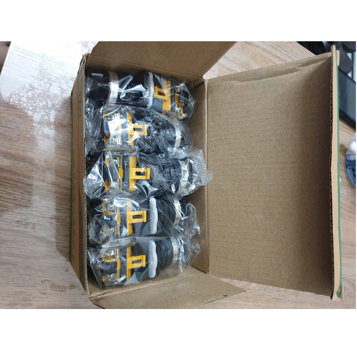 Chuyển mạch 3 vị trí La38 20x3