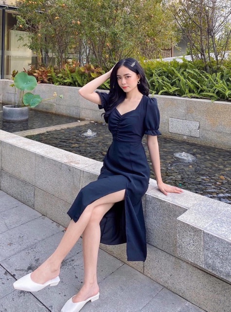Đầm nhúng ngực xẻ tà 2 màu