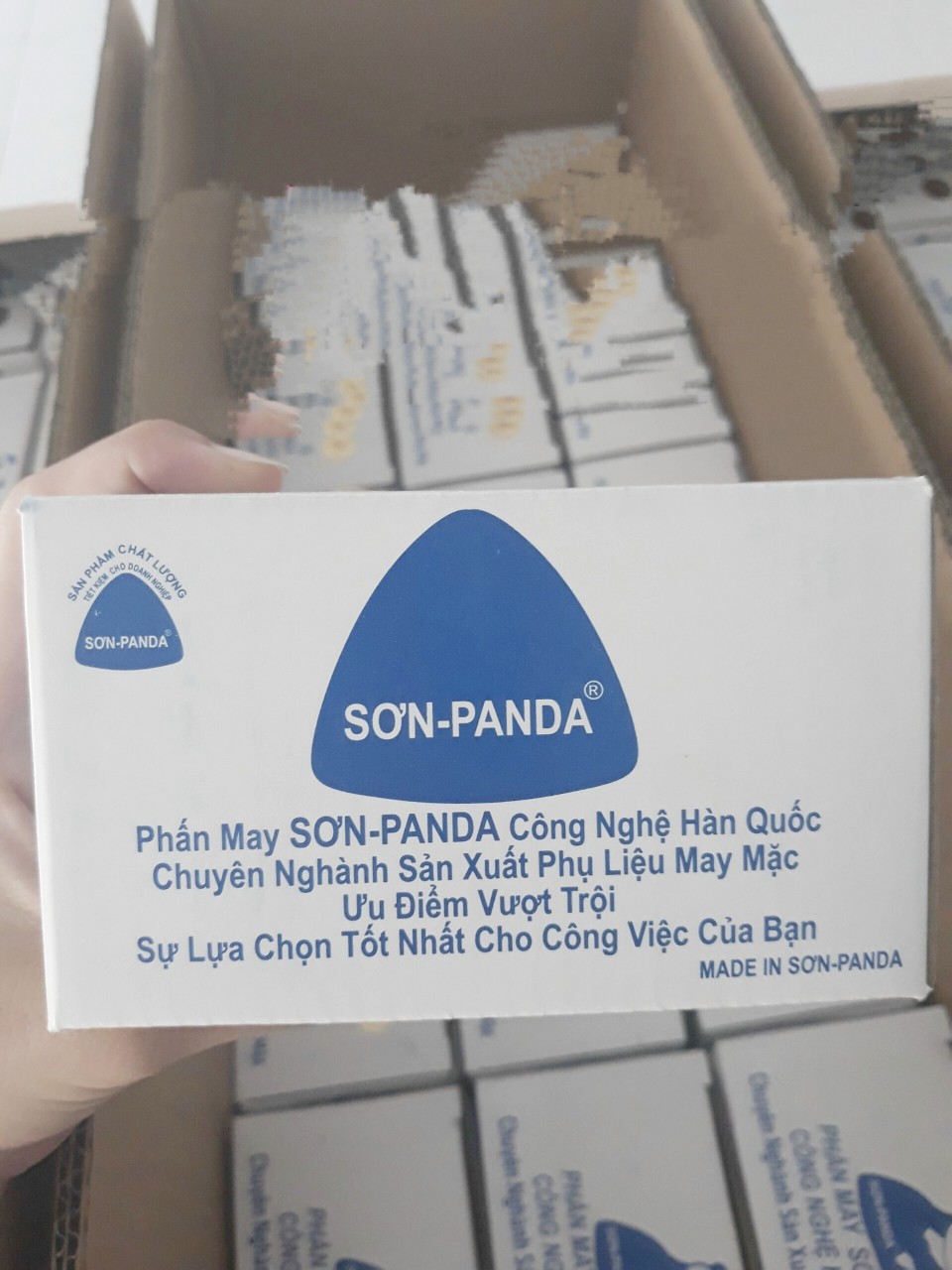 Phấn Gấu cắt may nhãn hiệu SON PANDA 2 màu /4 màu