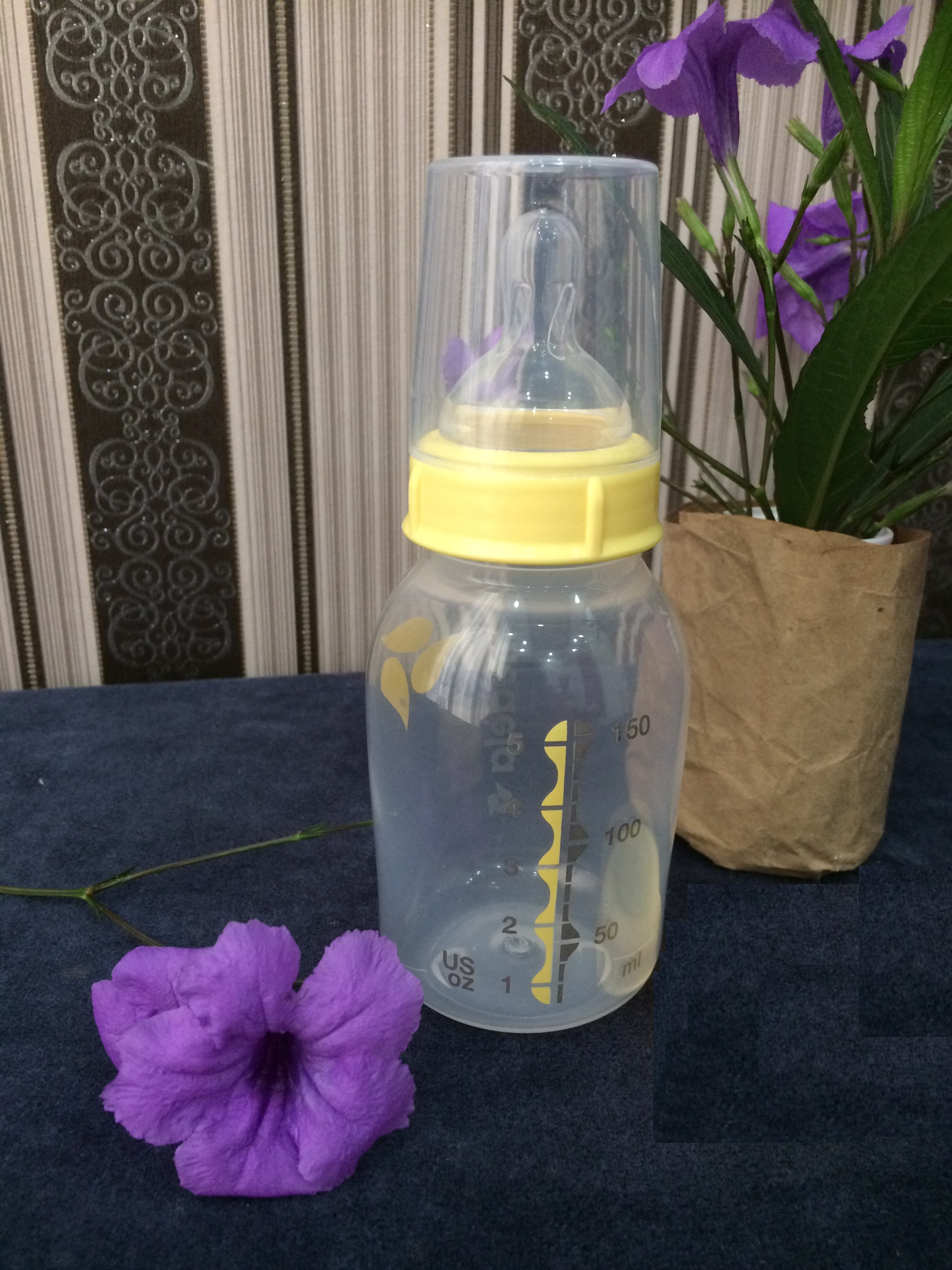 Bộ núm ti bình sữa Medela size S(0-4m)