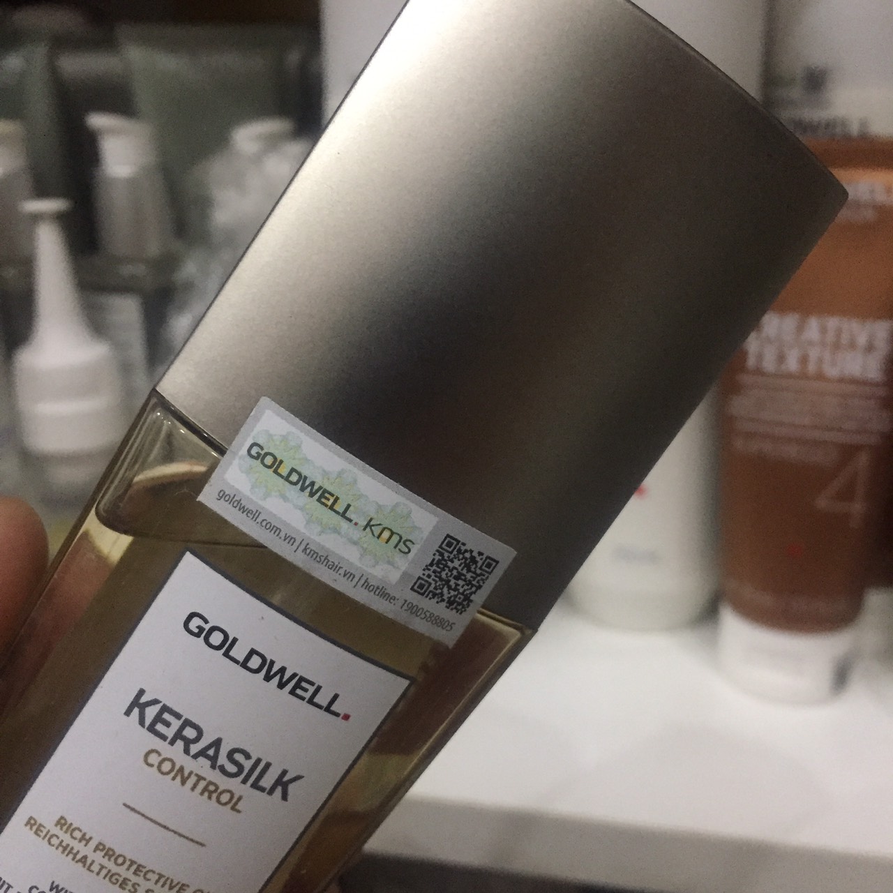 [HCM]Tinh dầu dưỡng tóc Goldwell Kerasilk Control Oil 75ml