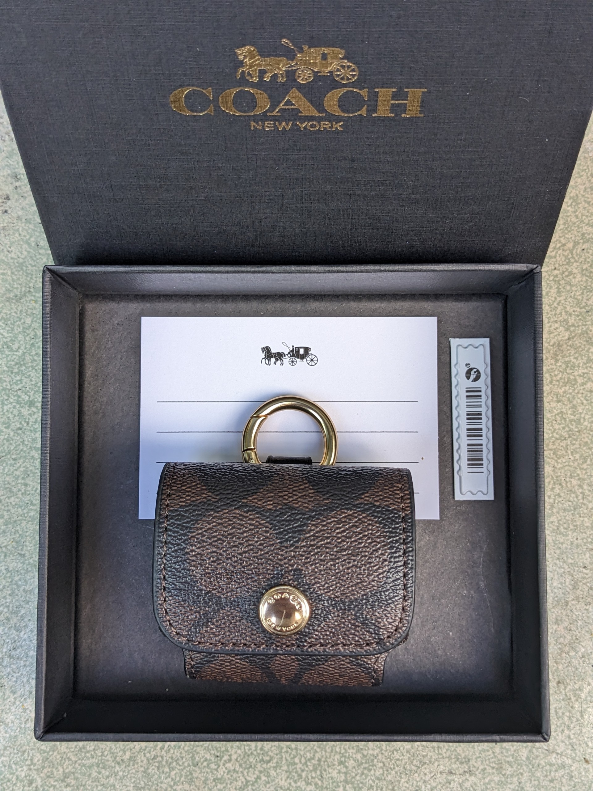 Coach Signature AirPods Pro Case C nâu đậm