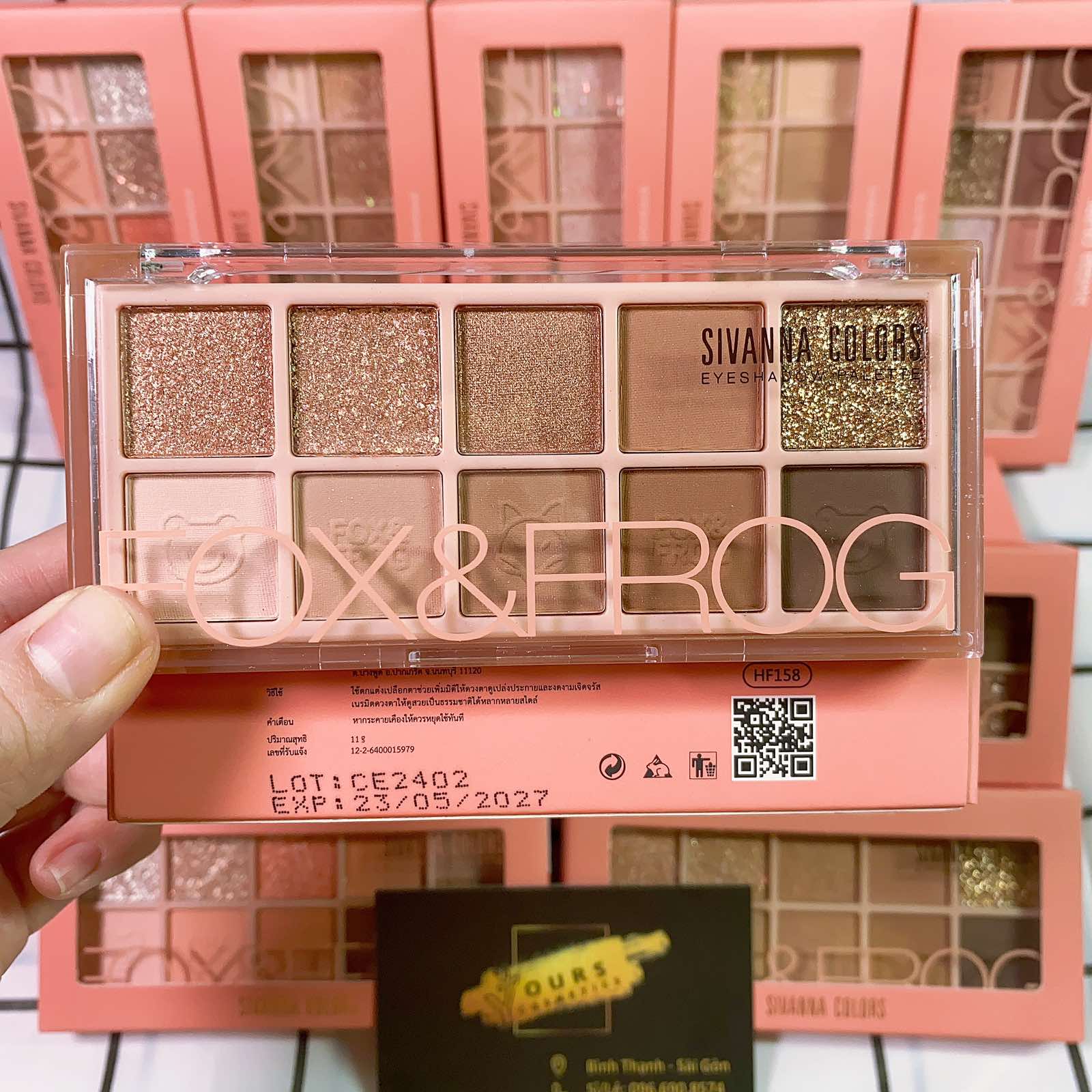 Bảng Phấn Mắt Sivanna Colors Eyeshadow Palette Fox & Frog HF158