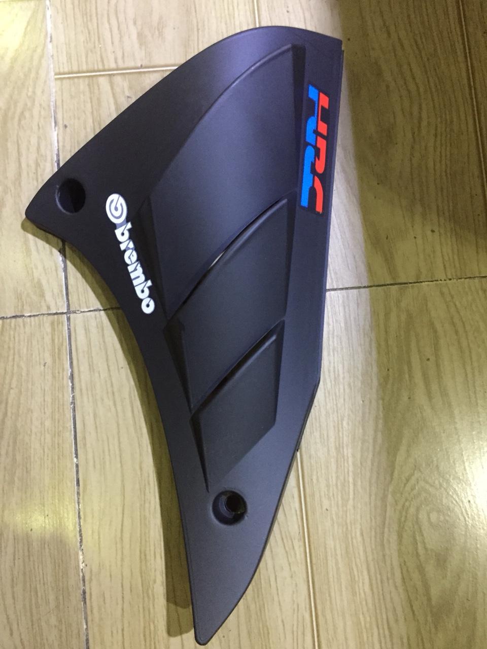 Ốp sườn kiểu cá heo cho xe Honda Winner 150 - 1 cặp