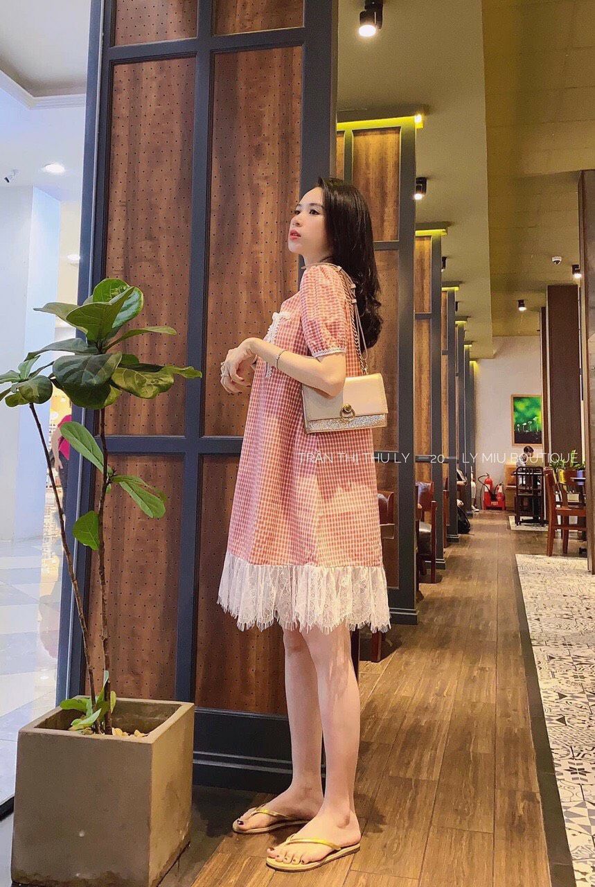 [HCM]Đầm carô suông đuôi phối ren
