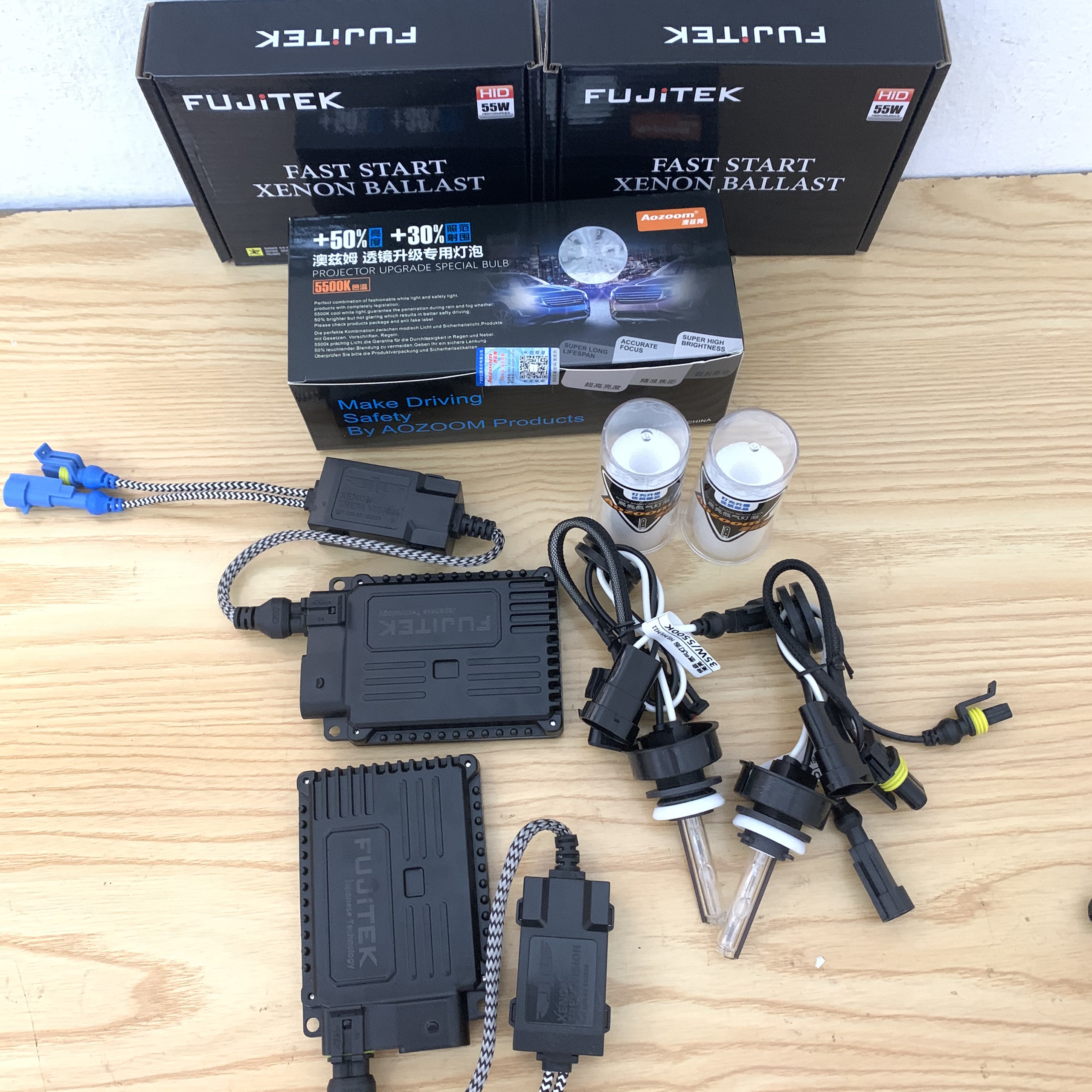 Đèn Xenon tăng sáng Aozoom 2 bóng và 2 balallast Fujtek 55W chân 9012, 9005, 9006, H11, H7, H1, D2H