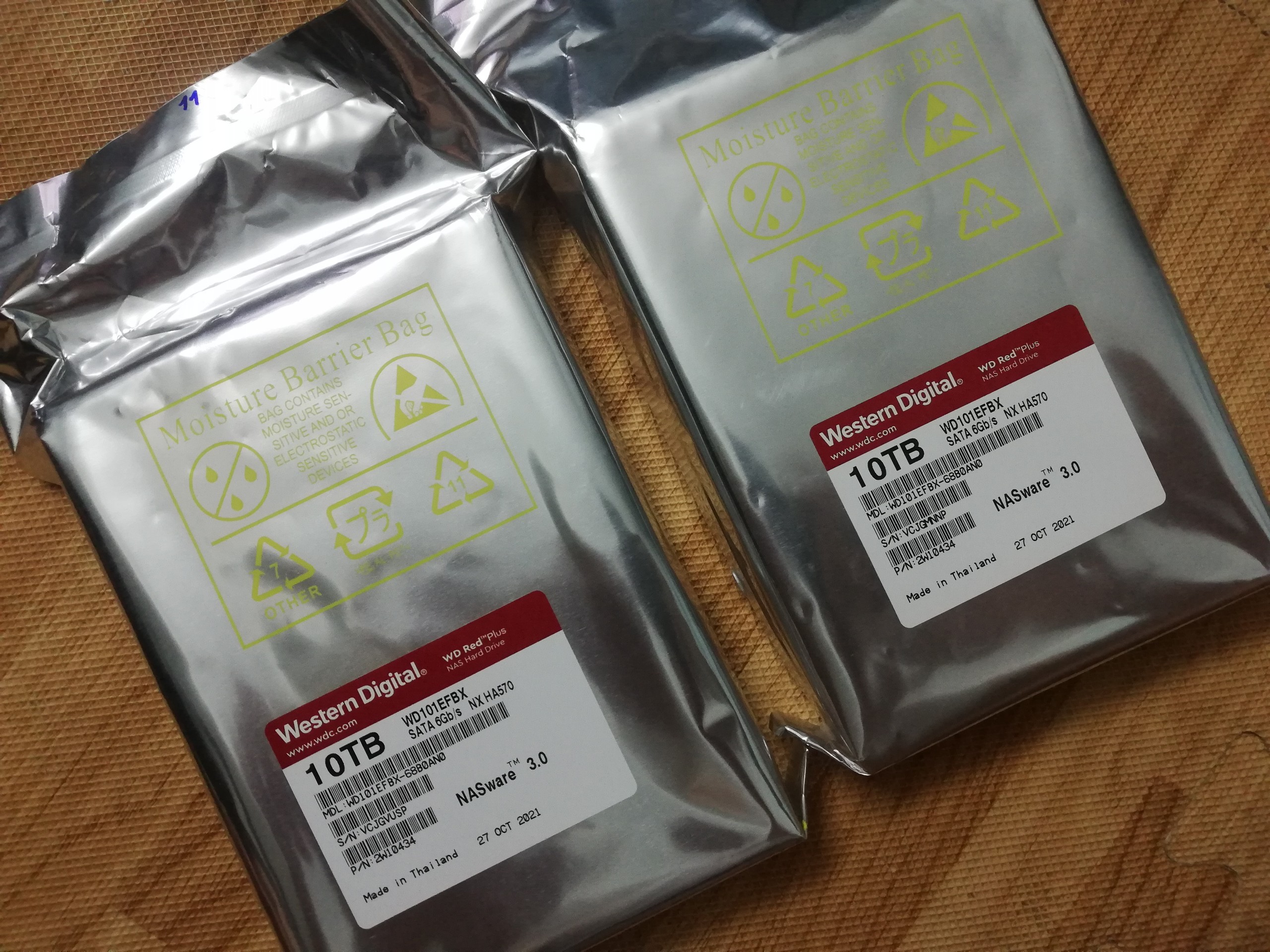 Ổ cứng HDD Western Red Plus 10TB 3.5inch SATA III 256MB Cache