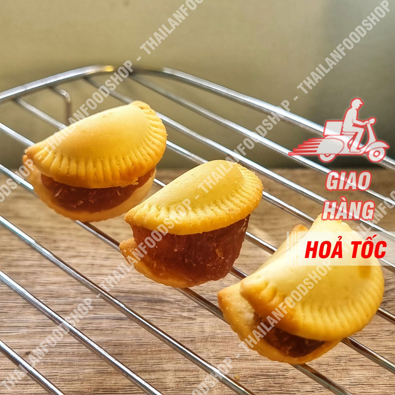 Bánh Sò Nhân Khóm Thái Lan - Lon 350gr