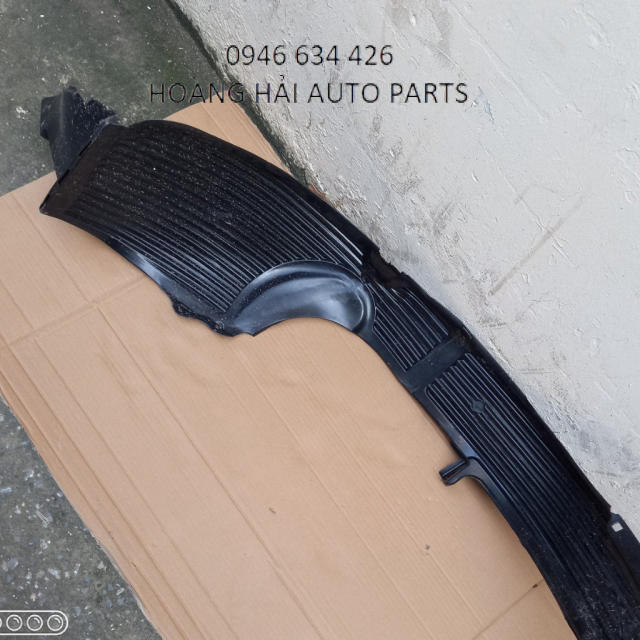 CHẮN BÙN LÒNG DÈ SAU MAZDA CX5 2018-2024 . LOẠI NHỰA