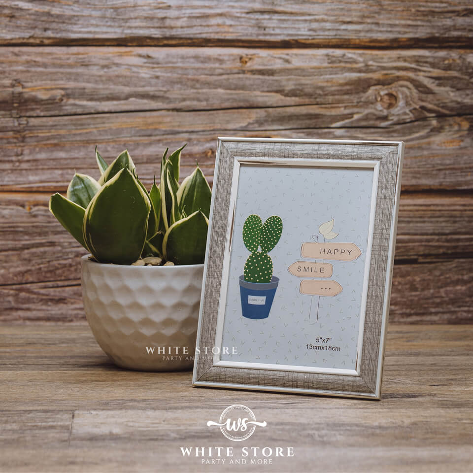 [HCM]Khung Ảnh VINTAGE CACTUS Để Bàn - 2 Size - Whitestore.vn