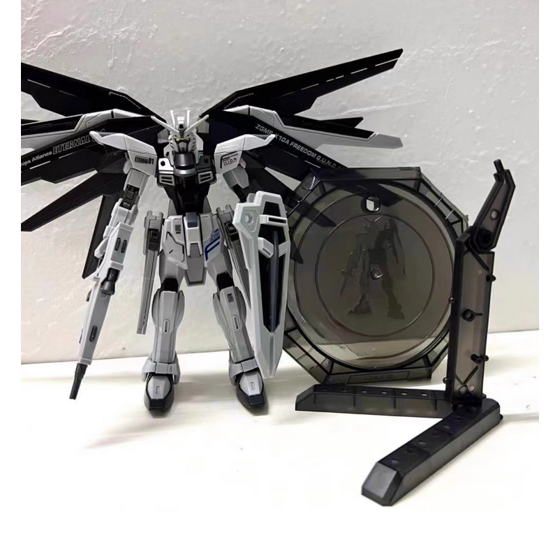 Mô hình lắp ráp HG Freedom Fighter Black Daban (Tặng Base)
