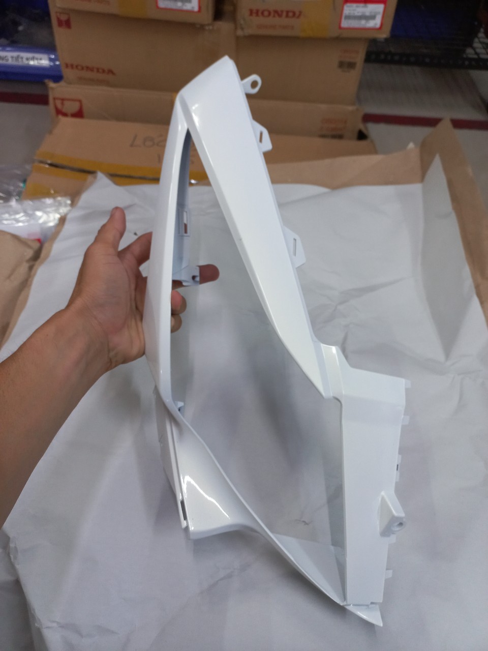 MẶT NẠ , ỐP ĐÈN , CON Ó ĐỎ AB THÁI