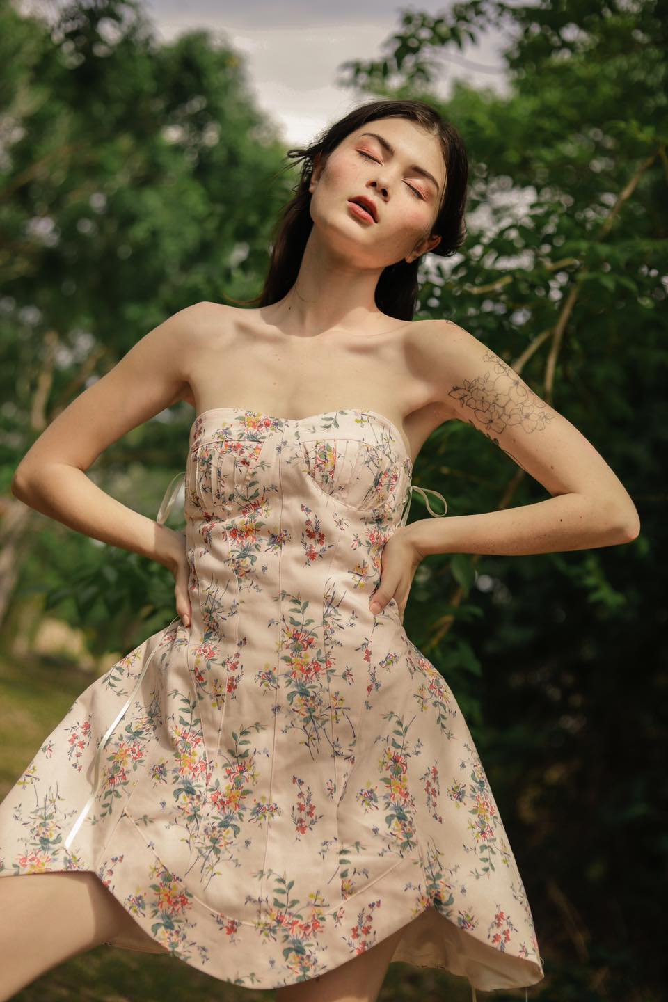 Đầm dáng ngắn cúp ngực The Country Tinker Bell Dress vải linen