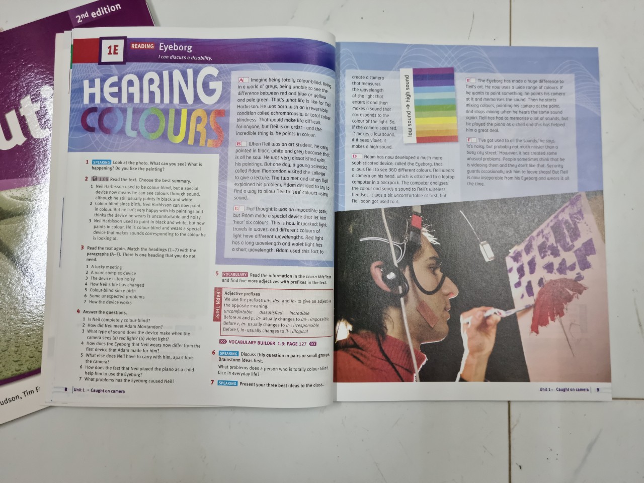 Solutions Intermidiate 2nd Edition bộ 2 cuốn kèm file nghe
