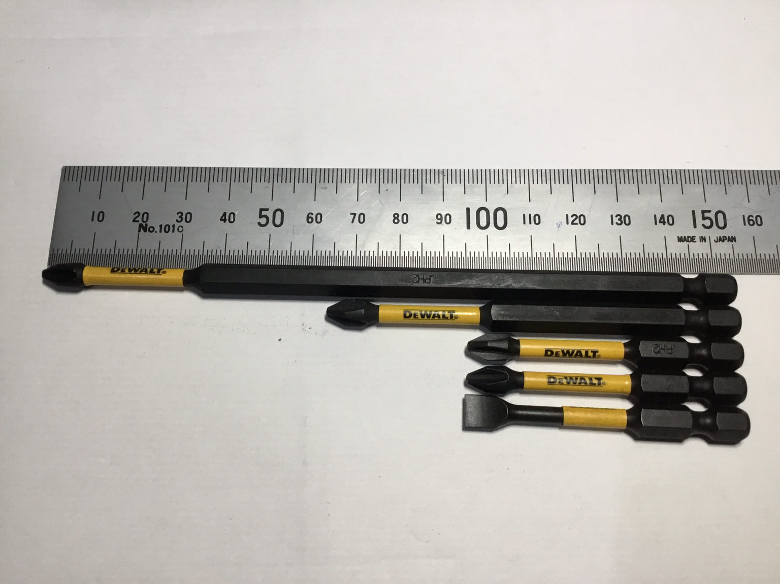 [HCM]Bộ 5 Mũi Vít DeWalt Có Từ Ph2 Nhập