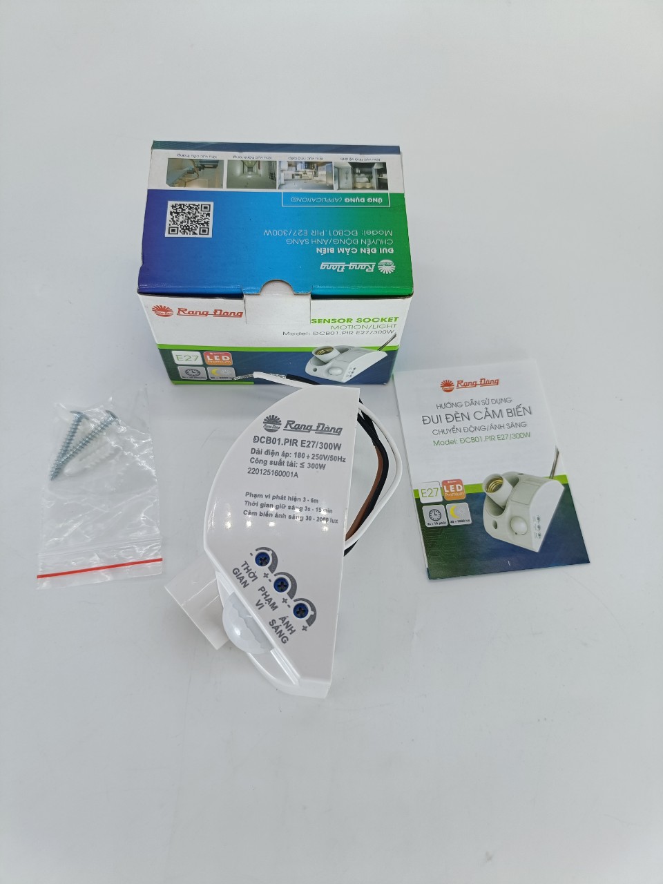 Đui đèn cảm biến chuyển động Rạng Đông