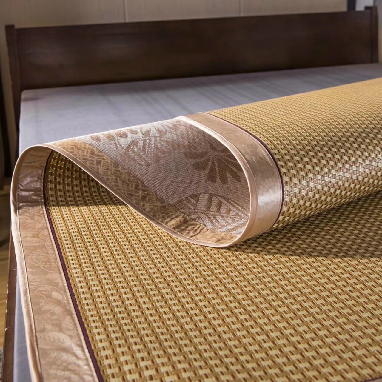 Chiếu Mây  chất lượng cao, Chiếu MuJi