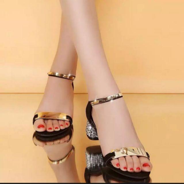 Sandal 5 phân da lộn quai ngang nẹp vàng