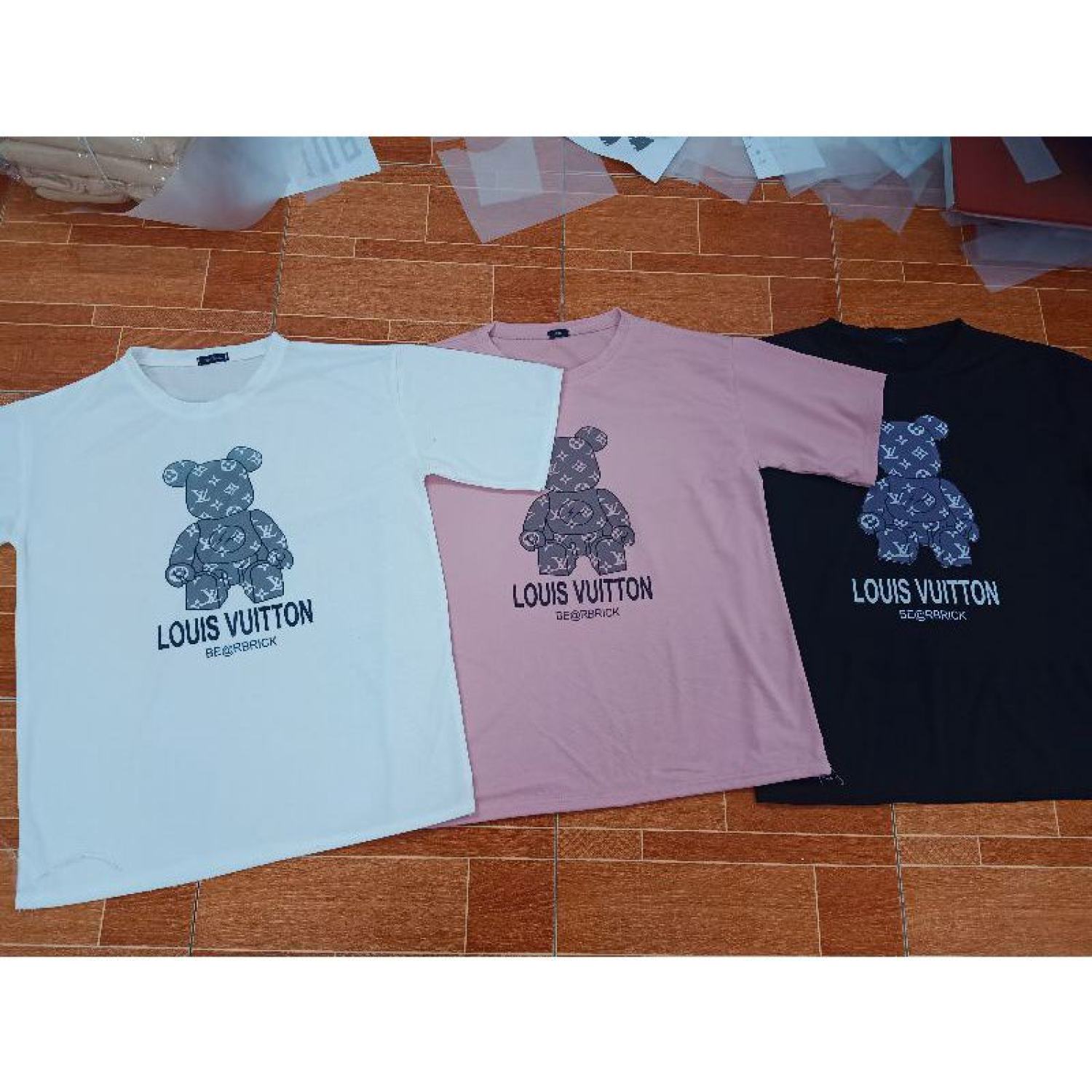 Áo phông gấu hót trend