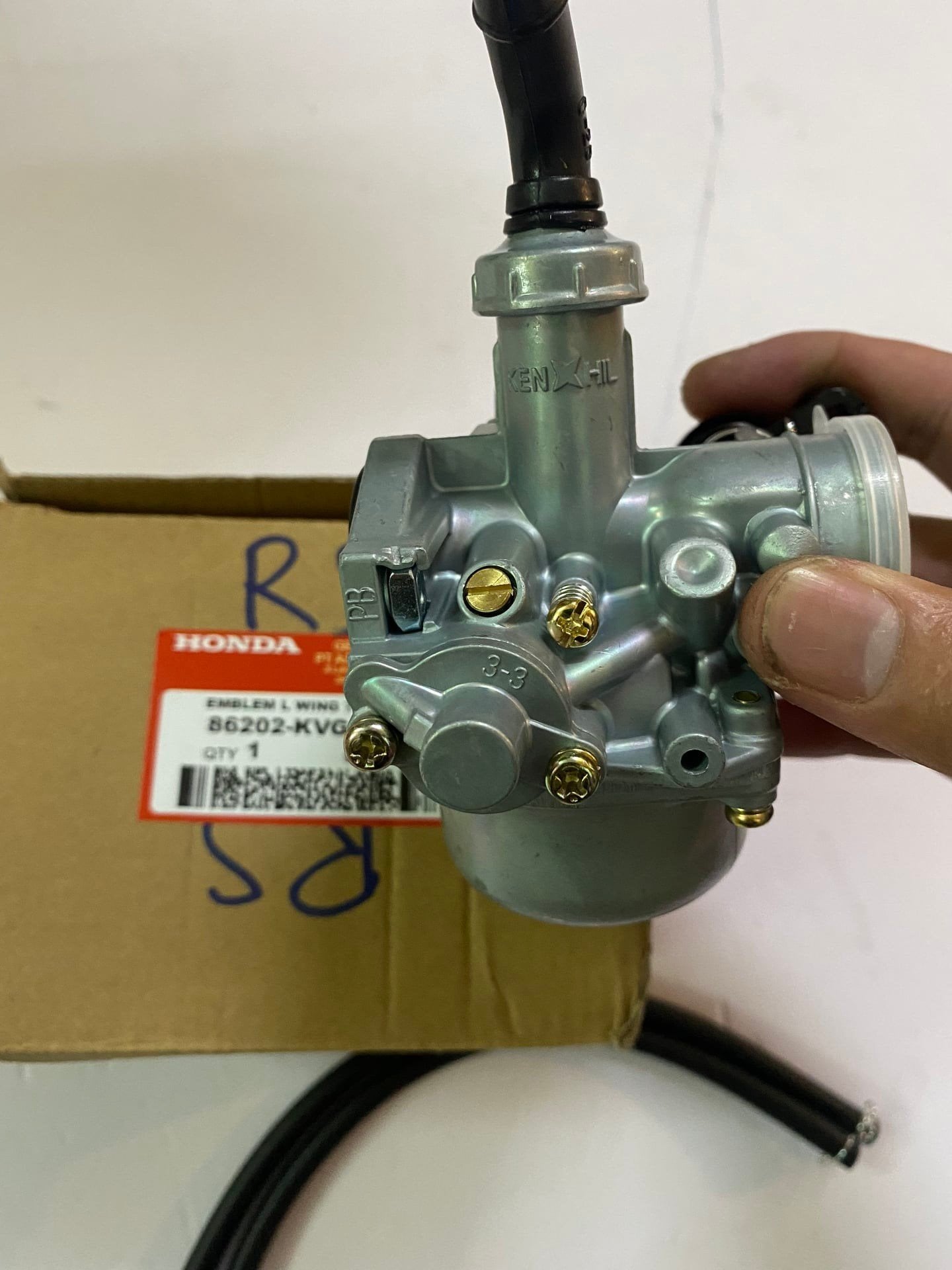 Carburetor (Fuel Tank) for Honda Dream/Ws110/Rs/Si Motorbikes
