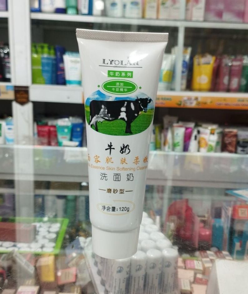 Sữa Rửa Mặt  Lyolan BÒ - DƯA LEO 120ML