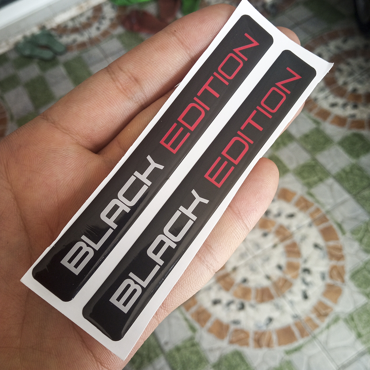 Bộ 2 Tem BLACK EDITION PVC dẻo dán xe