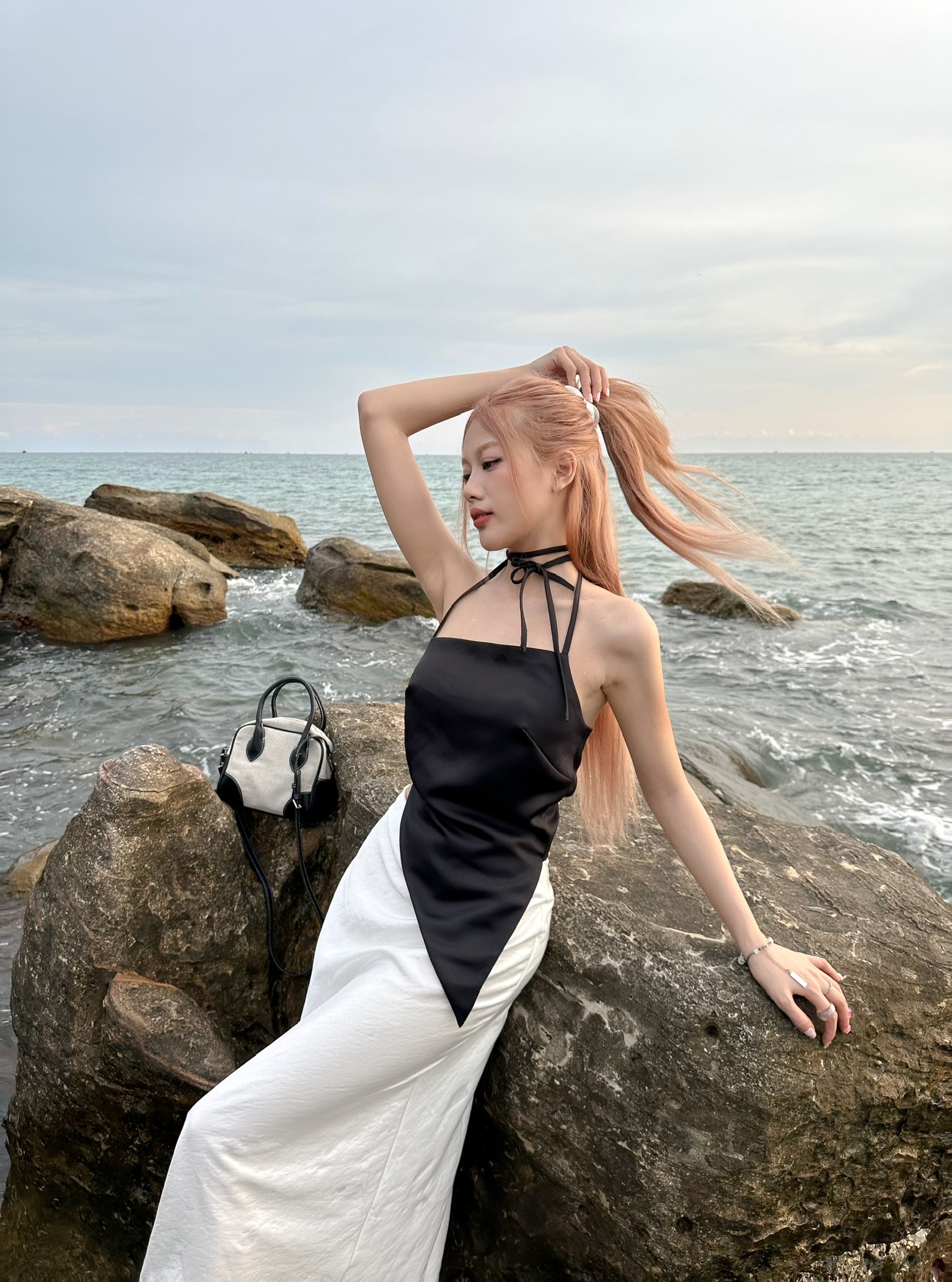 Áo lụa cổ yếm hai lớp | CILIA TOP - CLÉLIE