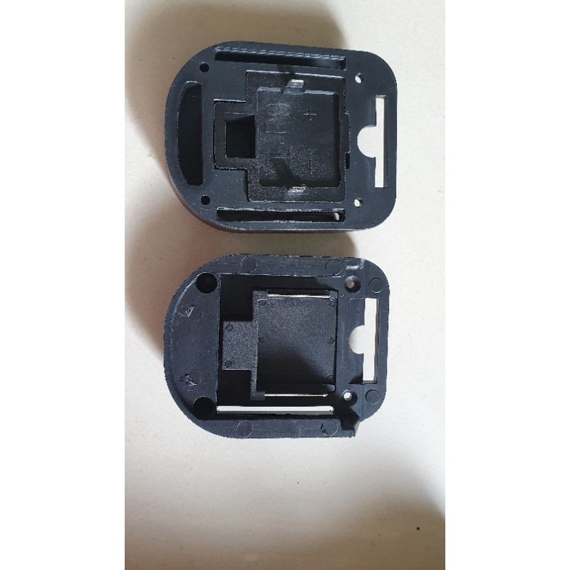 Đế đúc pin makita 14.4v -18v siêu cứng