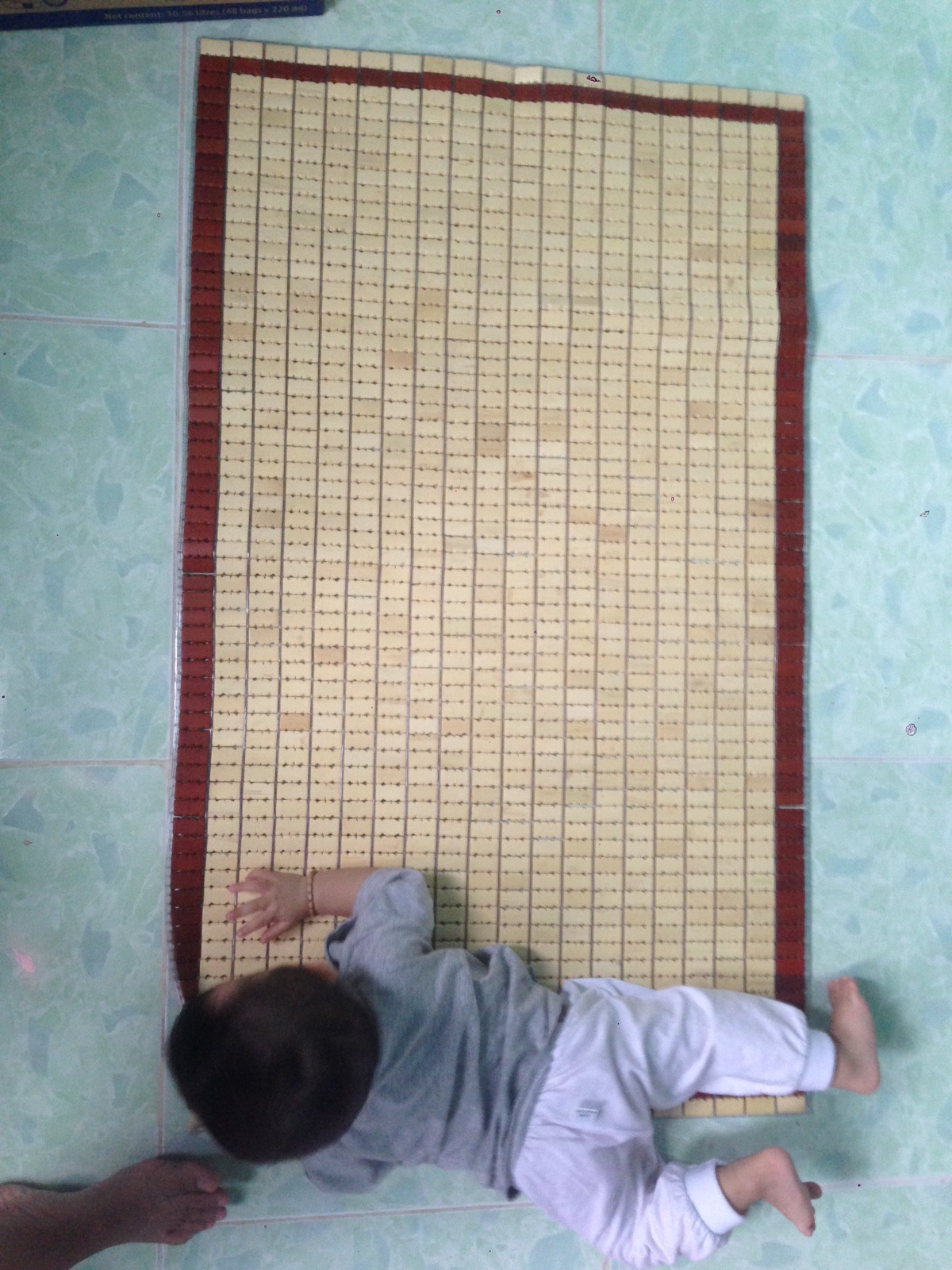 Chiếu trúc đặt nôi cũi cho bé kt 70cm x1m