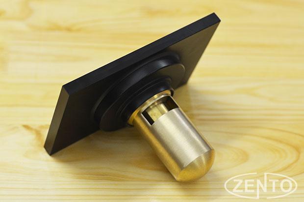 Thoát sàn chống mùi Black series ZT558-B (14x9cm)