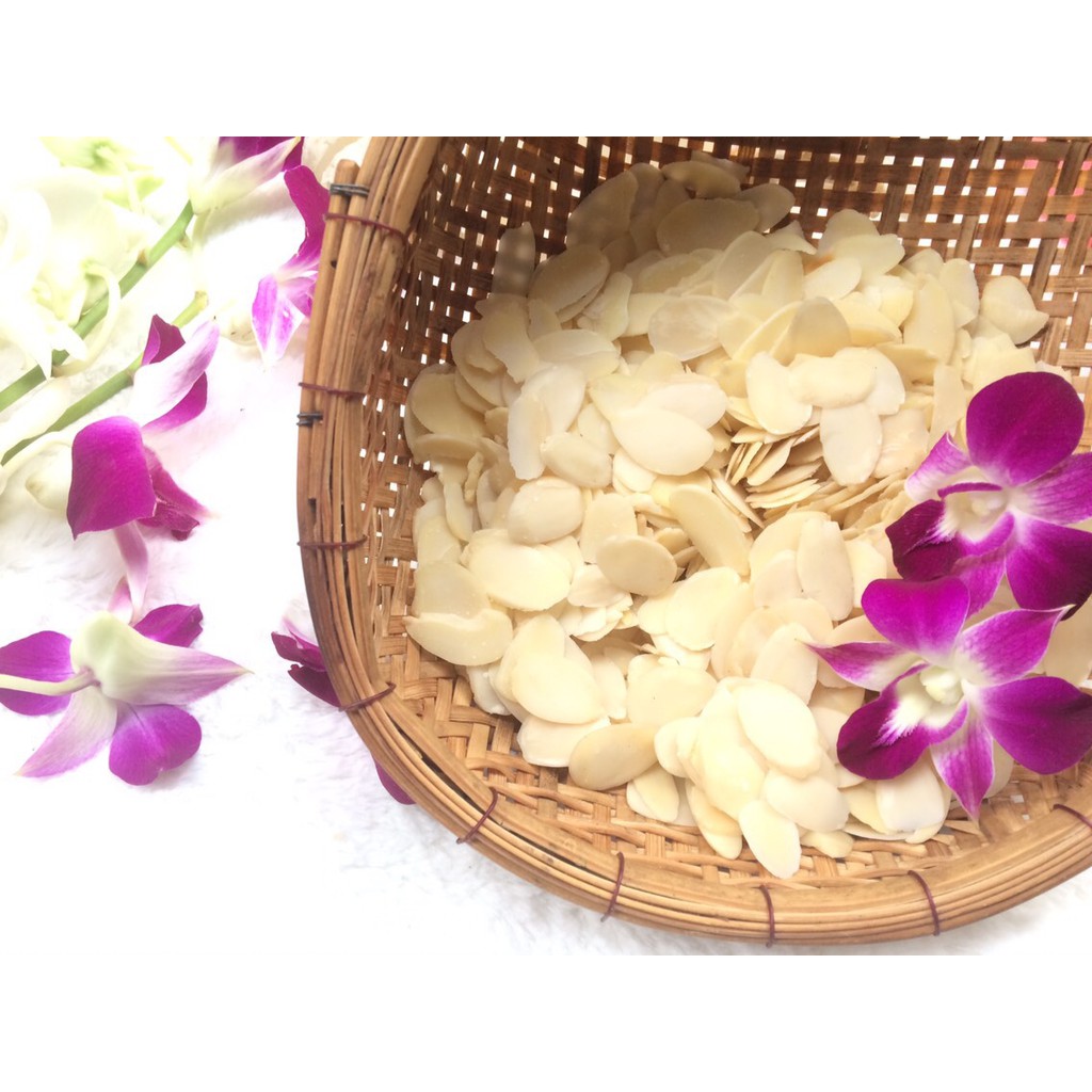 Hạt hạnh nhân tách vỏ 1kg ( hạt sống) -  almonds