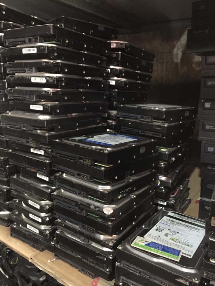 Ổ cứng HDD máy tính PC chuẩn SATA 160G Caution Kĩ Thuật   | WD WD1600AAJS-00L7A0 160,0 GB   | Công nghệ SATA300, dung lượng 160GB, nhiệt độ 37°C, hiệu suất cao.
