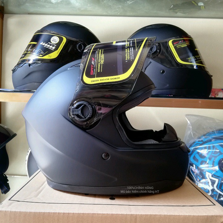 Mũ bảo hiểm Fullface Asia MT136 Đen