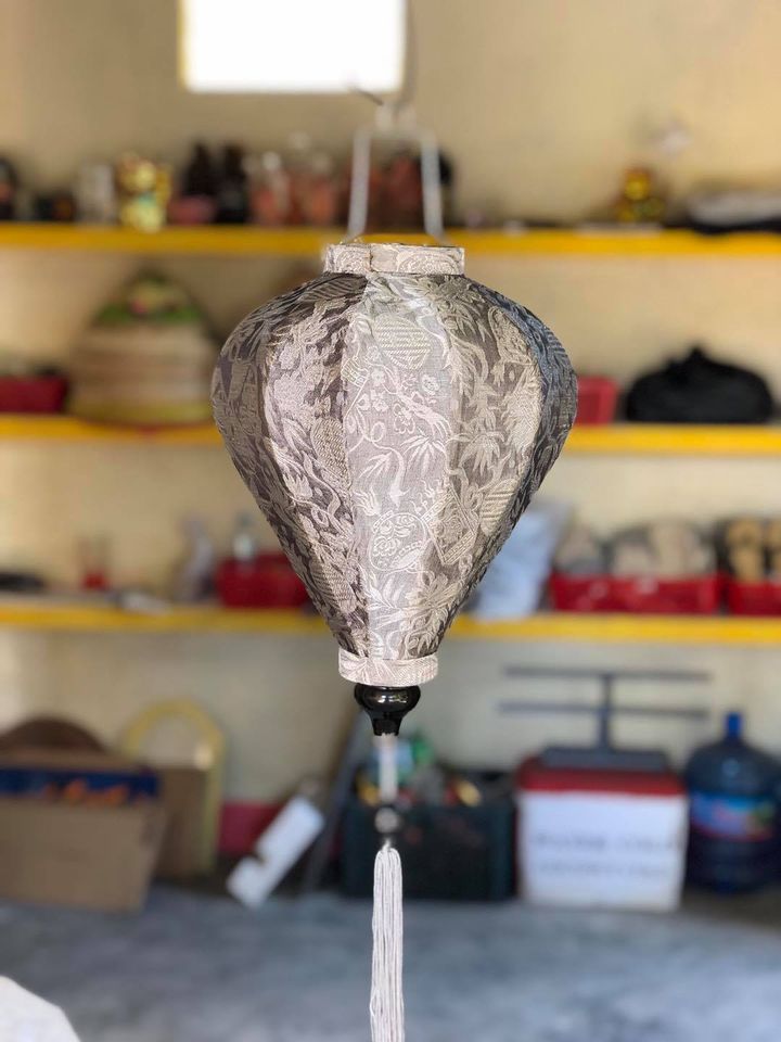Đèn lồng hội an (30cm) lụa tơ tằm cực đẹp