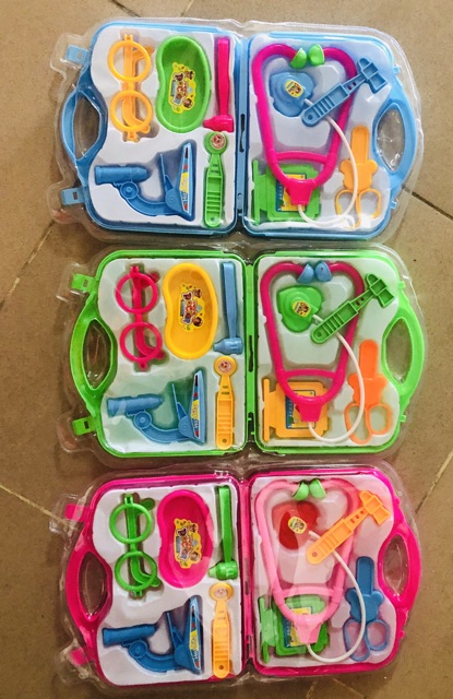 Bộ đồ chơi vali bác sĩ