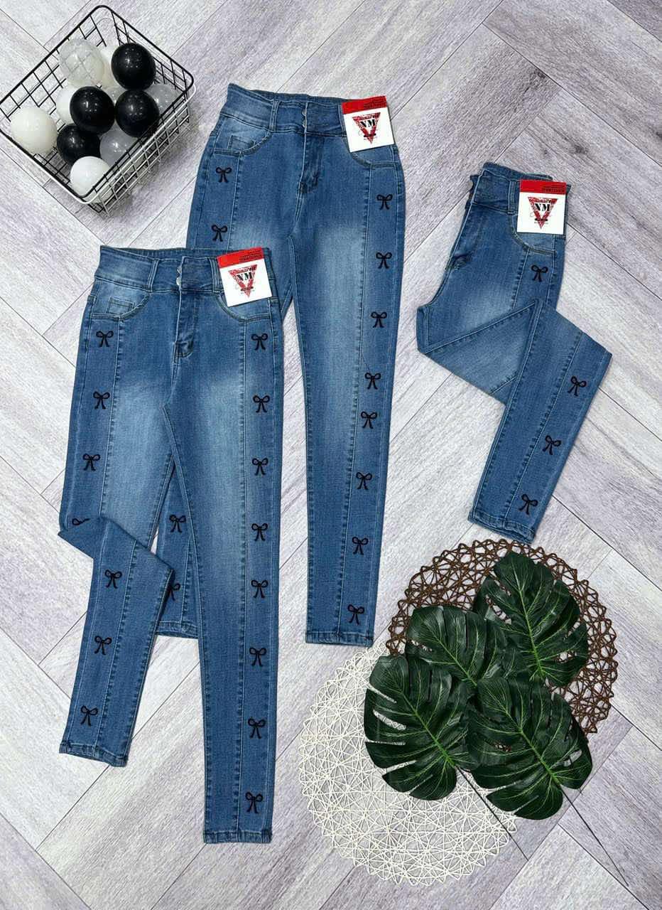 QUẦN JEAN THÊU NƠ Đẹp Store 257