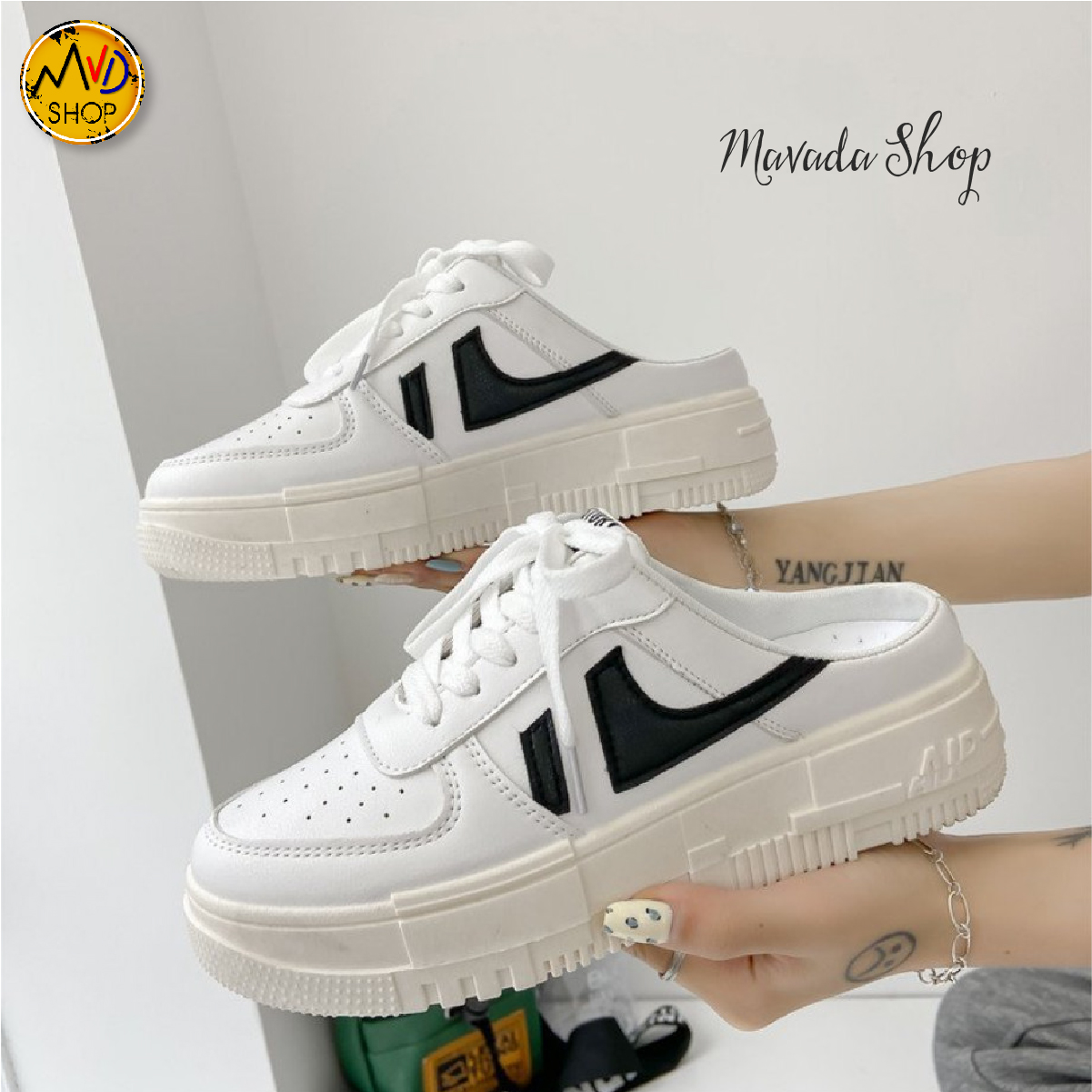 Giày sục thể thao da mềm độn đế 5cm, đạp gót mẫu mới