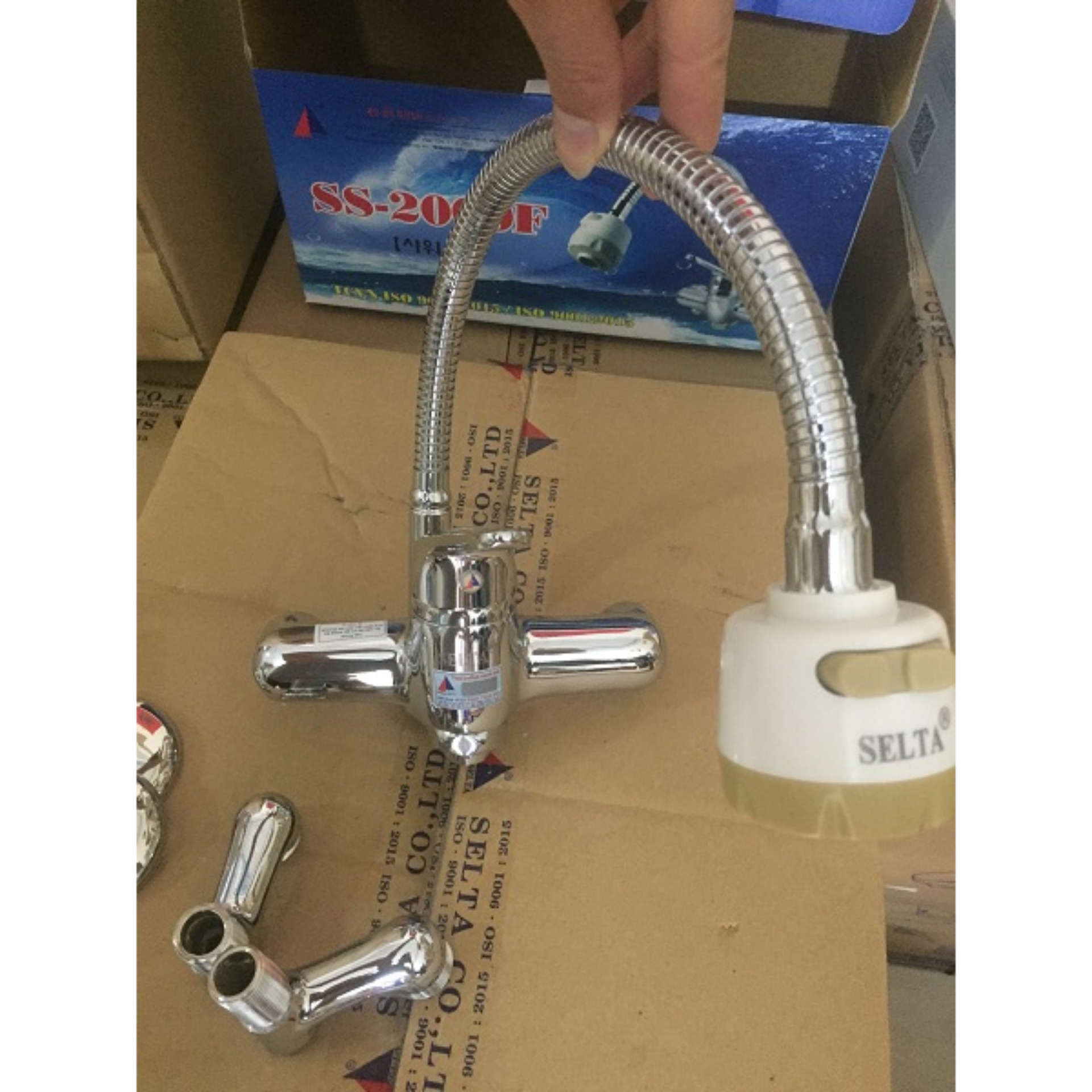 Vòi bếp Selta SS-2000F