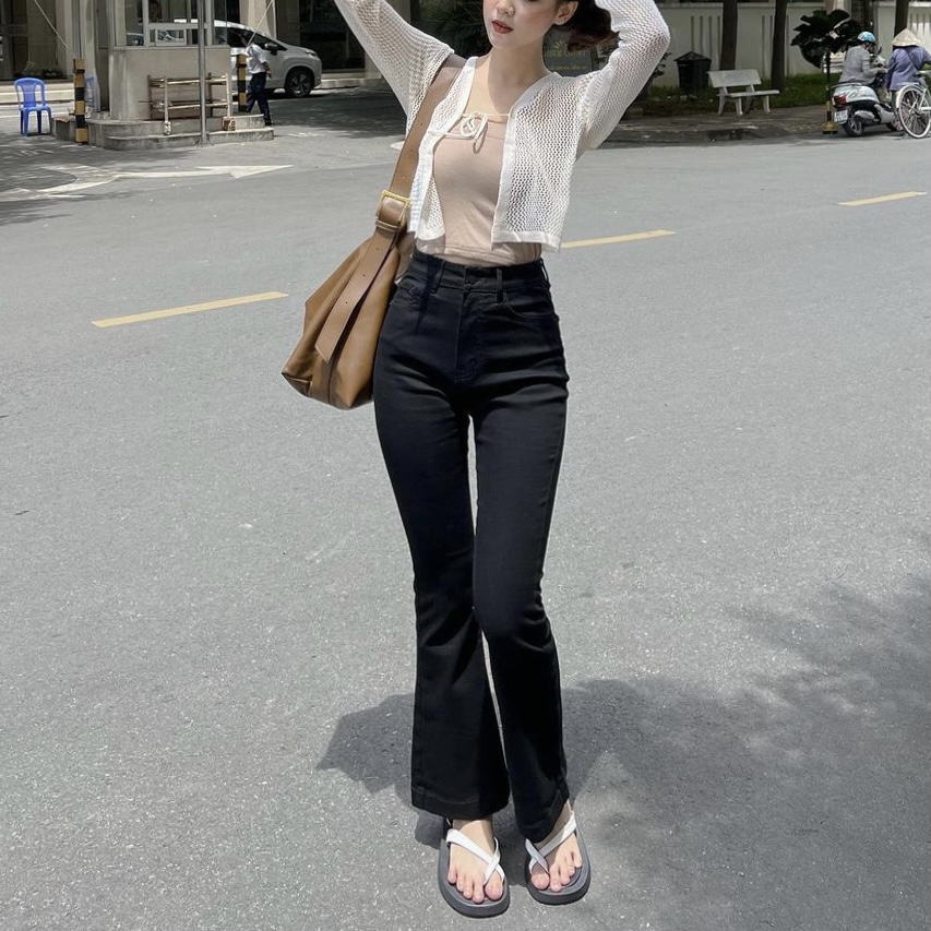 Quần Jean Ống Loe Form Dài - Leda