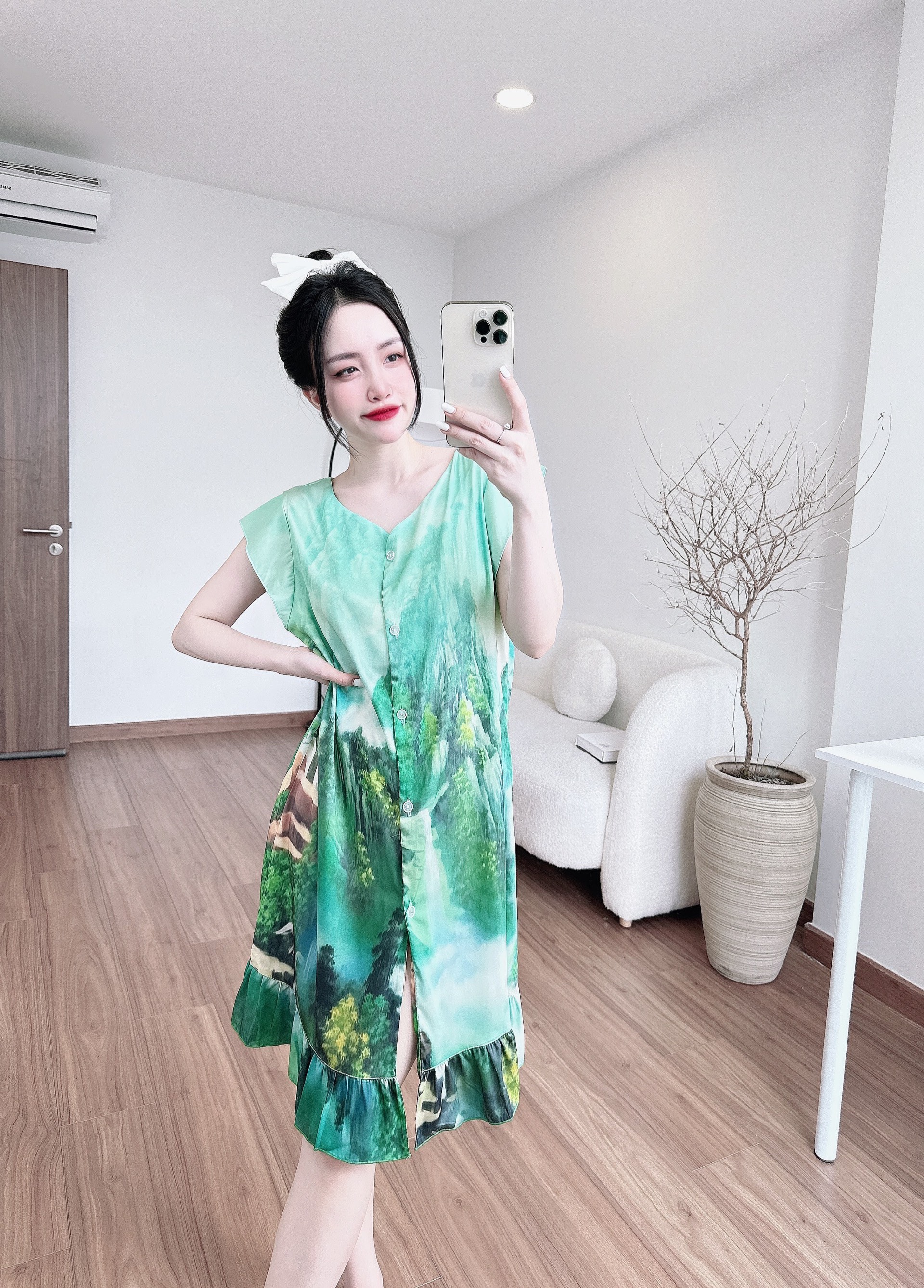 Đầm Lụa Bèo Vai Xinh Xắn